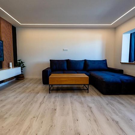 Modern Premium Apartment 1 Targoviste Bagian luar foto