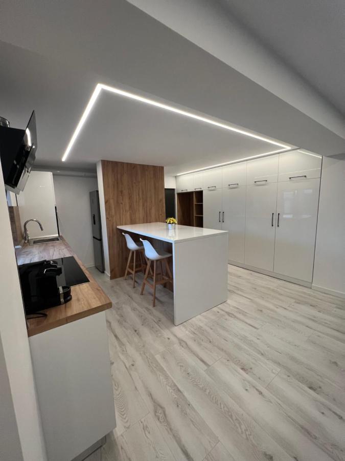 Modern Premium Apartment 1 Targoviste Bagian luar foto